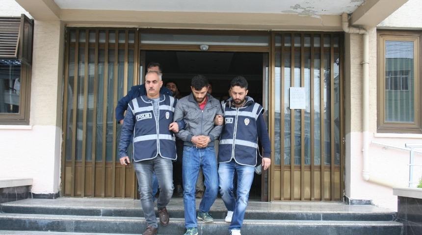 Tarsus&rsquo;ta iki petrol istasyonu &ccedil;alışanının &ouml;ld&uuml;r&uuml;lmesi olayında 3 kişi tutuklandı