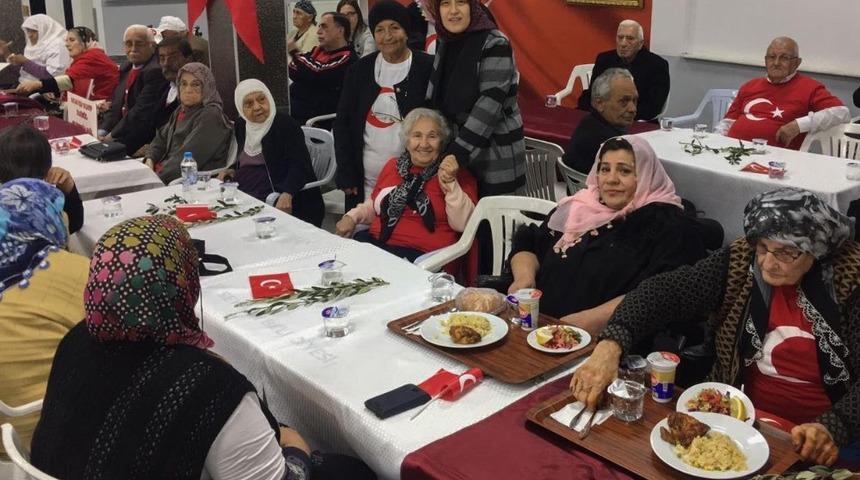 Afrin şehitleri i&ccedil;in huzurevinde mevlit okutuldu