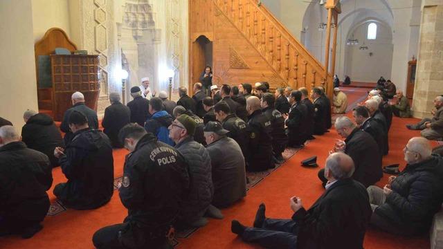 Sinop’ta şehit polisler için mevlit programı