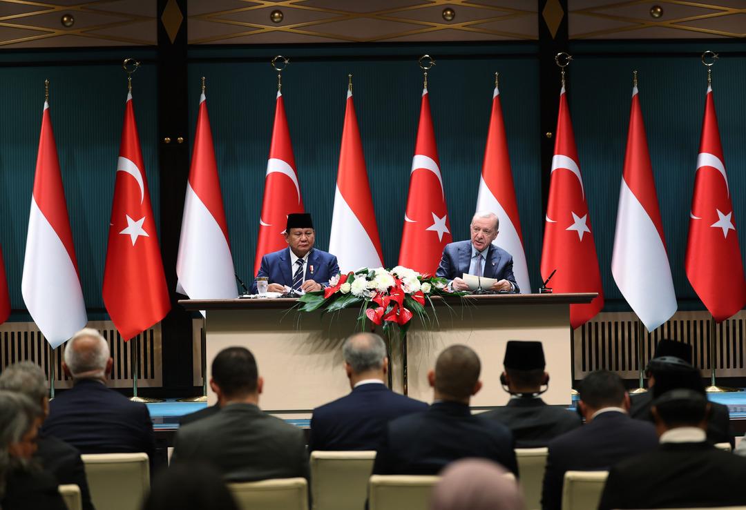 Türkiye ile Endonezya arasında 3 anlaşma imzalandı! Cumhurbaşkanı Erdoğan: "Ticaret hacmi hedefimiz 10 milyar dolar" 1