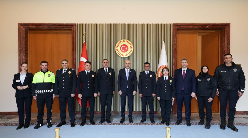 TBMM Başkanı Kurtulmuş, Meclis Koruma Daire Başkanlığı personelini kabul etti