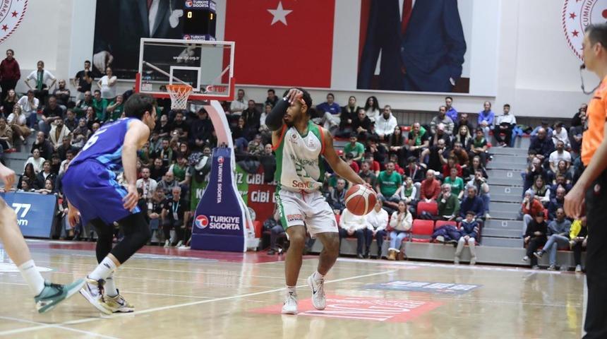 TBF Disiplin Kurulu, Semt77 Yalovaspor'a 1 maç seyircisiz oynama cezası verdi