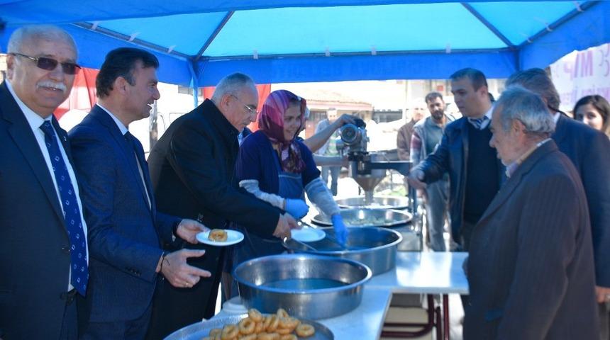 &Uuml;lk&uuml;c&uuml;ler şehitleri yad etti