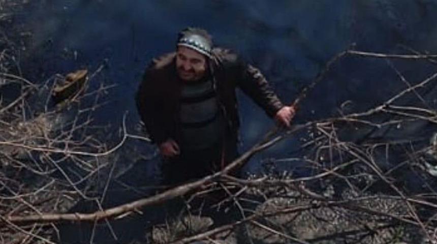 Kütahya'da bataklığa düşen şahıs kurtarıldı! Durumu ağır