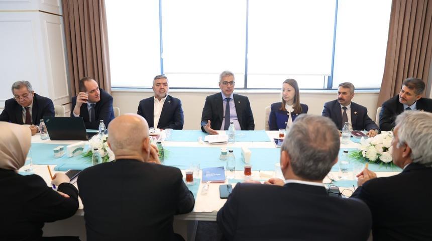 Sağlık Bakanı Memişoğlu, AK Parti ve MHP milletvekilleriyle bir araya geldi