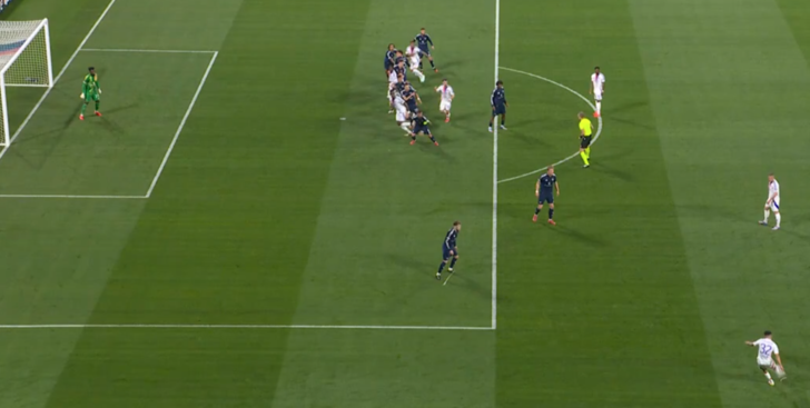 Onana yine bildiğiniz gibi... Golü atan bile şaşırdı! Manchester United kalecisinin yediği o gol sonrası taraftarlar Altay Bayındır isyanında bulundu G1