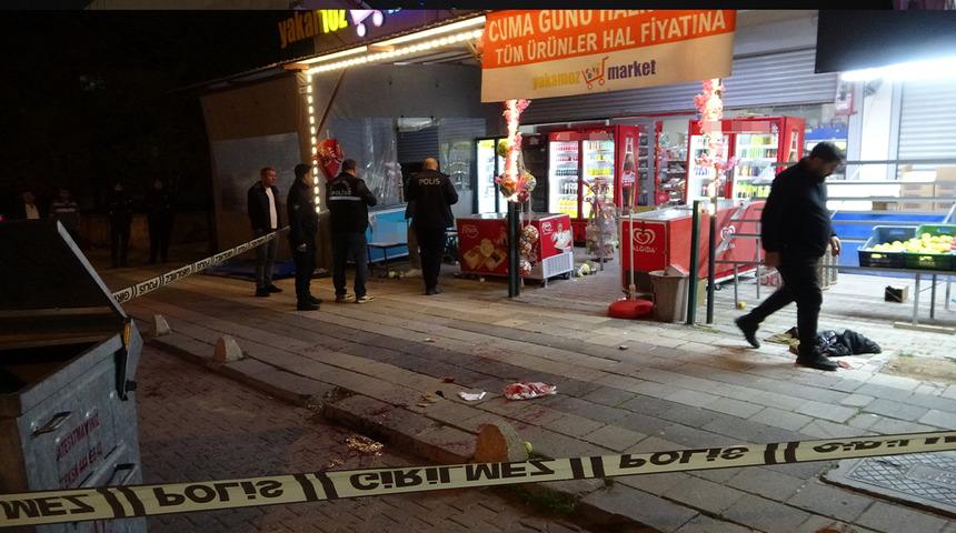 Malatya'da gen&ccedil;lerin arasındaki kavga kanlı bitti! Su&ccedil; aletiyle birlikte yakalandı: 1 yaralı