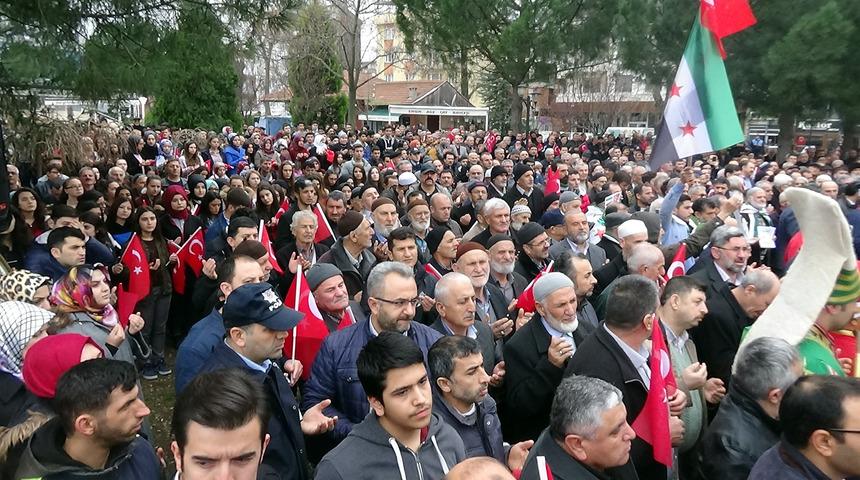 Bursa'da Mehmet&ccedil;ik'e destek mitingi