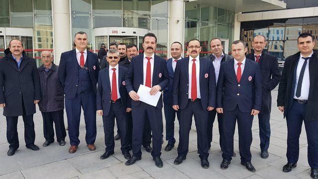 Kayseri'de mübaşirler bir günlük yevmiyelerini 'Mehmetçik Vakfı'na bağışladı