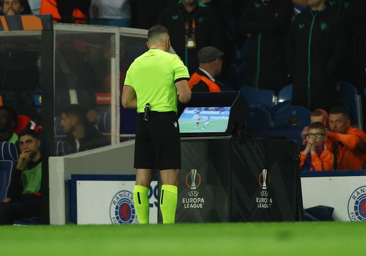 Böyle bir maç 40 yılda bir oynanır! Fenerbahçe'yi elemişlerdi, başlarına gelmeyen kalmadı... Rangers-Athletic Bilbao maçında inanılmaz son G4