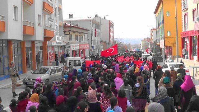 Altınyayla’da Zeytin Dalı Harekatı’na destek yürüyüşü