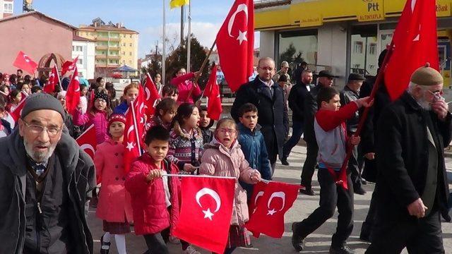 Altınyayla’da Zeytin Dalı Harekatı’na destek yürüyüşü