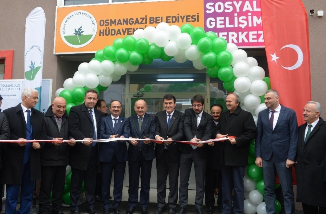 H&uuml;davendigar Sosyal Gelişim Merkezi a&ccedil;ıldı