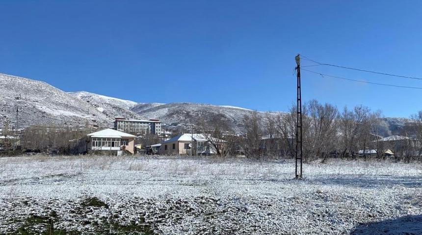 Bingöl'de nisanda kar esareti