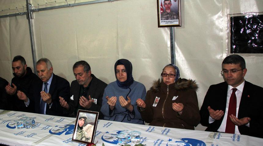 Bakan Kaya: Algı operasyonuyla, ter&ouml;r &ouml;rg&uuml;tlerine sahip &ccedil;ıkmaya &ccedil;alışılıyor (4)