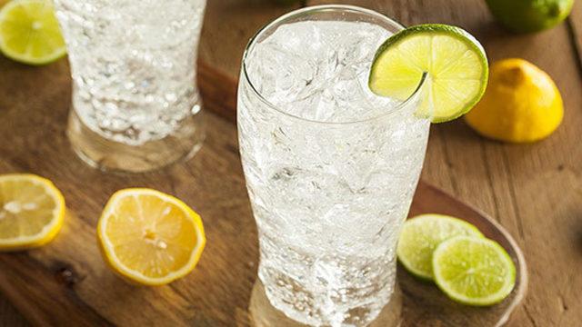 Faydalarından yararlanmak istiyorsanız bardakta içmeyin