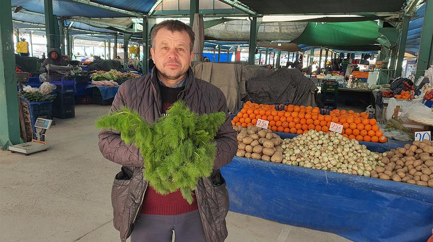 Sokak sokak gezip satıyorlar! 1200 rakımlı tepede yetişiyor 'Toplaması çok zor' Ama şifasına diyecek yok!