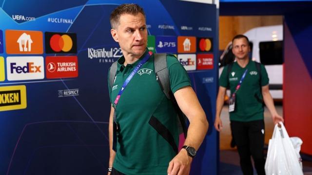 Tüm dünyanın konuştuğu hakem Samsunspor-Galatasaray maçına atandı! UEFA kural değiştirmişti... Sosyal medya bu haberle kaynıyor