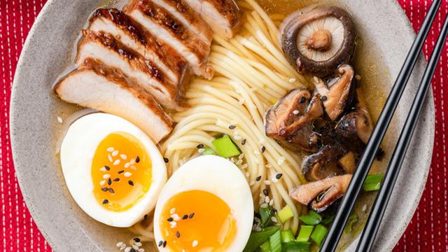 Z kuşağının yeni gözdesi: Soğuk ramen çılgınlığı tarifi