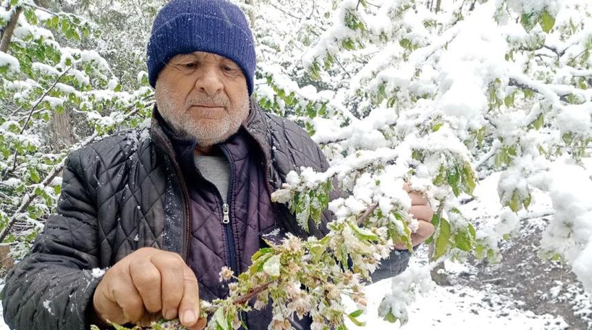 Amasya’da kardan 63 köy yolu ulaşıma kapandı