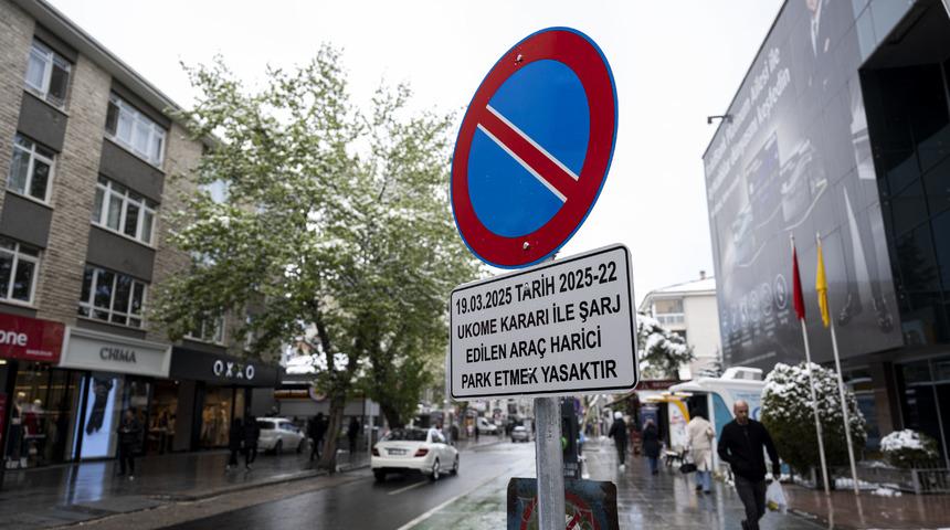 Ankara'da bazı noktalarda elektrikli araç şarj istasyonlarına park yasağı