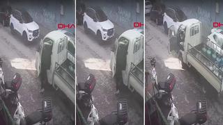 Kahraman Yusuf! Park halindeyken hareket eden kamyoneti durdurdu, faciayı önledi