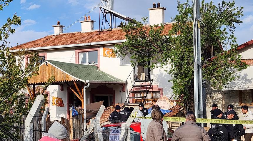 Yer: Konya! Eve giden ekipler cansız bedenlerle karşılaştı