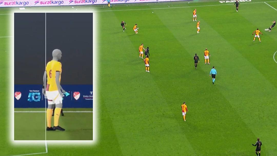 Samsunspor'un Galatasaray'a atıp iptal edilen gol&uuml; olay yarattı! Milimetrelik ofsayt kararı taraftarları ikna etmedi...