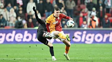 Sallai'den Galatasaray'a kötü haber!