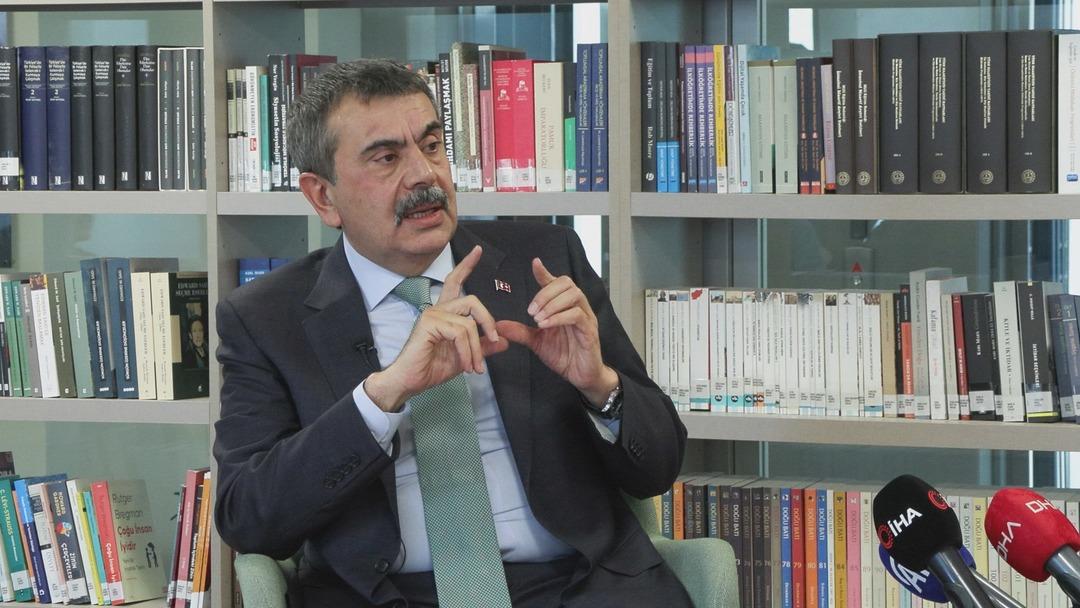 Bakan Tekin duyurdu: Öğretmen adaylarına yeni dönem! 2