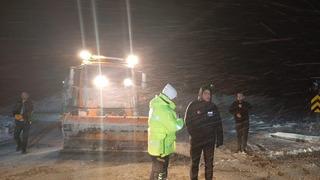 Kayseri'de karda mahsur kalan 385 kişi kamu tesislerine alındı