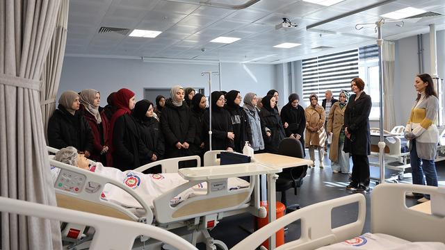 Öğrencilerin gelecek planlarında yol gösterici oldu