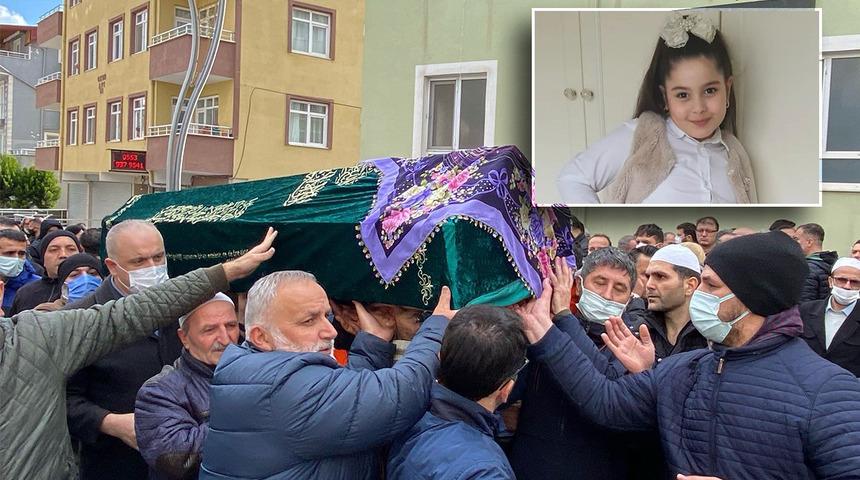 8 yaşındaki İrem'in kahreden ölümü! Diz ağrısıyla başladı: Acılı baba tüm belirtileri saydı