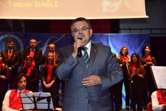 Türk Sanat Müziği konserine ilgi azdı