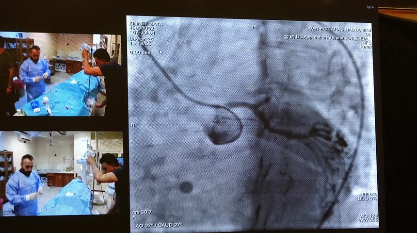 Kardiyoloji dünyası Van’da buluştu: 2025 sempozyumu büyük ilgi gördü