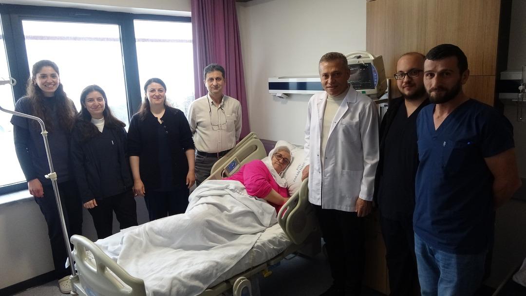 Karayemiş çekirdeği canını alıyordu: Akciğerinde çürümeye neden oldu! 5