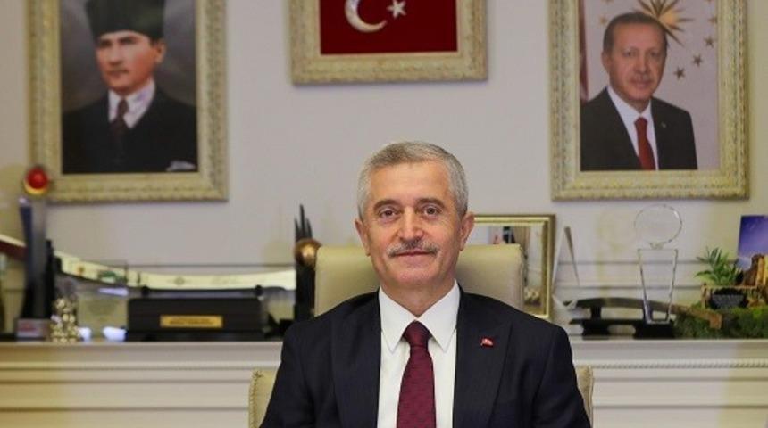 Tahmazoğlu’ndan evli çiftlere nakdi destek ve kültür gezileri