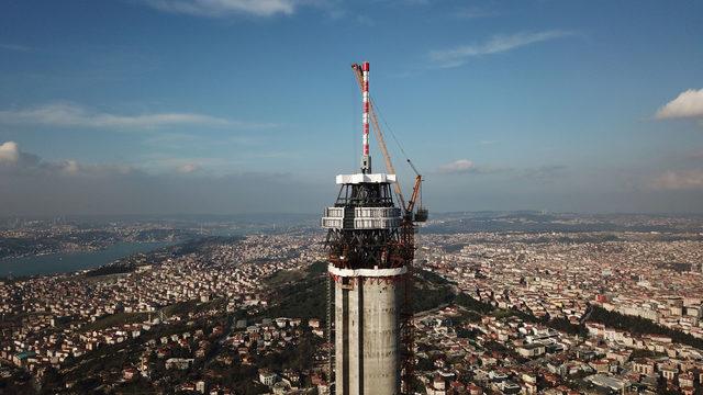 1300 tonluk anten yükselmeye başladı