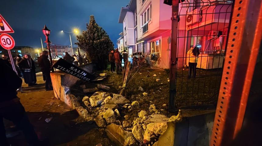 Bursa'da zincirleme trafik kazası: 3 yaralı