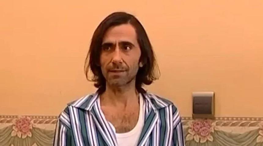 Avrupa Yakası'nın Gaffur'u Peker Açıkalın son haliyle şaşırttı! Bıyık bırakıp saçlarını sıfıra vurdu