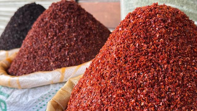 Türkiye'den 3,6 milyon dolarlık pul biber ihracatı! 'Tadına bakanlar bu lezzetten vazgeçmiyor'