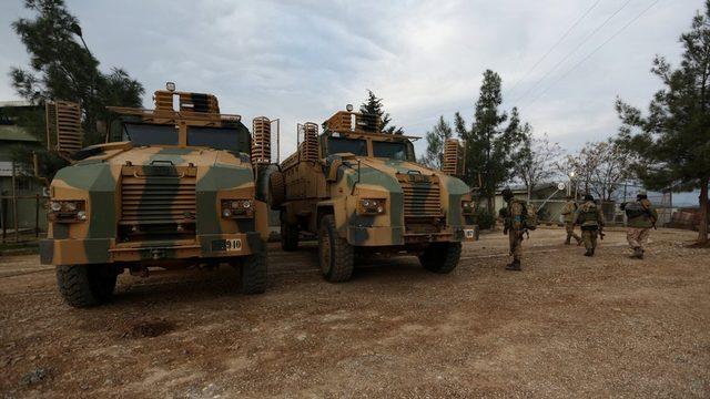 Afrin'de Türk askeri araçları