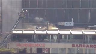 Mutfakta başlayıp çatıya sıçradı! Beşiktaş’ta kafede yangın