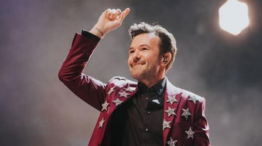 Yalın yıllar önce takside yaşadıklarını anlattı! "Beni kız sanıyorlardı"