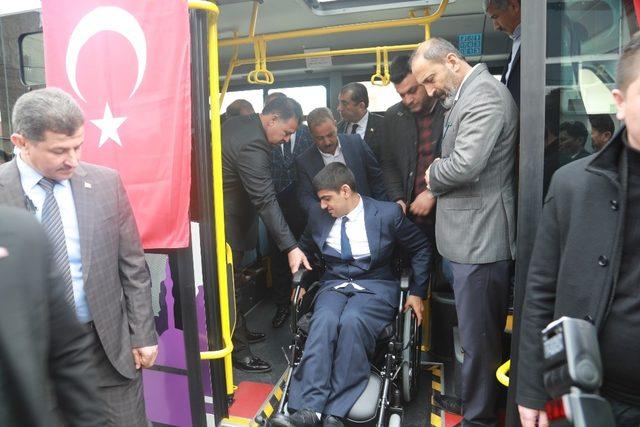 Büyükşehir ile Ceylanpınar’da konforlu ulaşım dönemi başladı