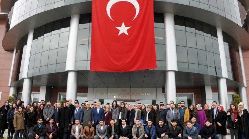 &Ccedil;iğdem Karaaslan OM&Uuml;&rsquo;l&uuml;lerle kahvaltıda buluştu