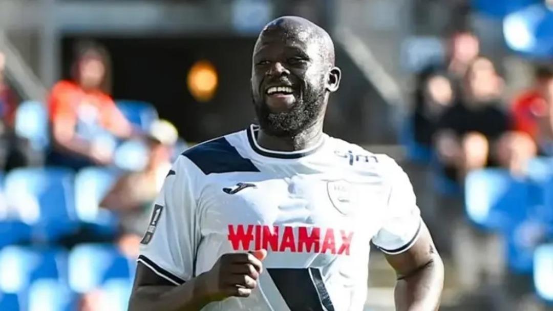 Yıldız orta saha Türkiye ye geri dönüyor! O Süper Lig devi ile anlaşmak üzere...  1