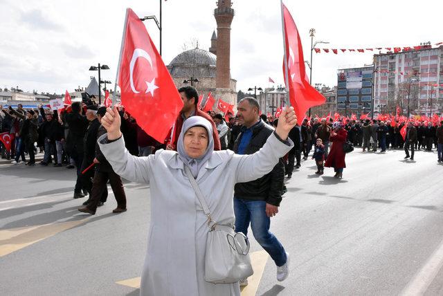 Sivas'ta 10 bin kişi, 'Zeytin Dalı Harekâtı'na destek için yürüdü