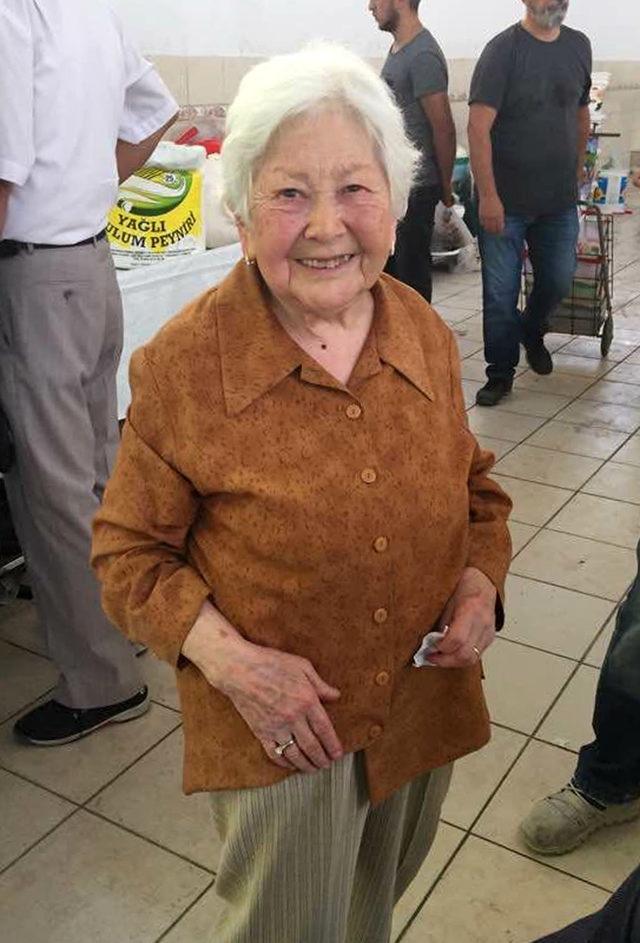 Sümer Ezgü'nün acı günü