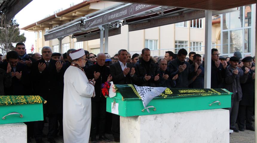 S&uuml;mer Ezg&uuml;'n&uuml;n acı g&uuml;n&uuml;